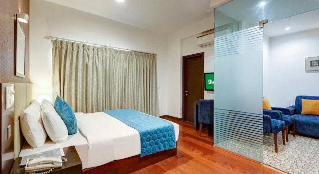 Люкс Luxury Hotel 91 Golf Course Road