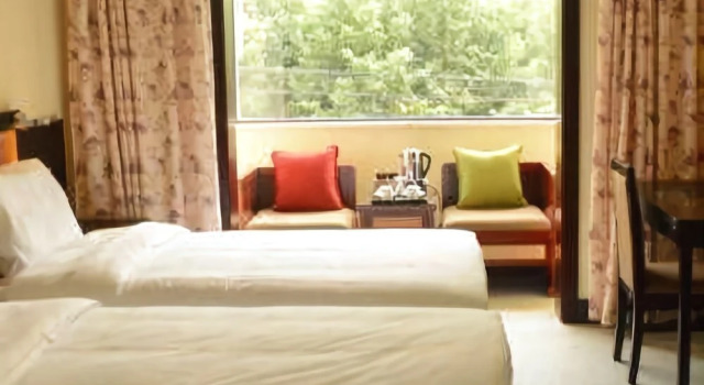 Daweishan Holiday Club, 预订 酒店 Pingbian 中国