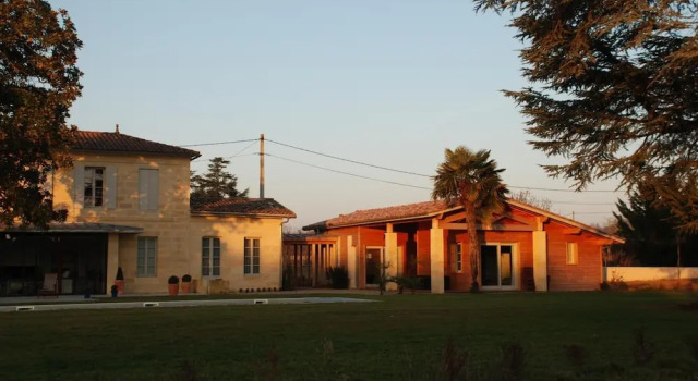 Les Ambeles, Rezerwuj Hotel Saint-Magne-de-Castillon Gironde
