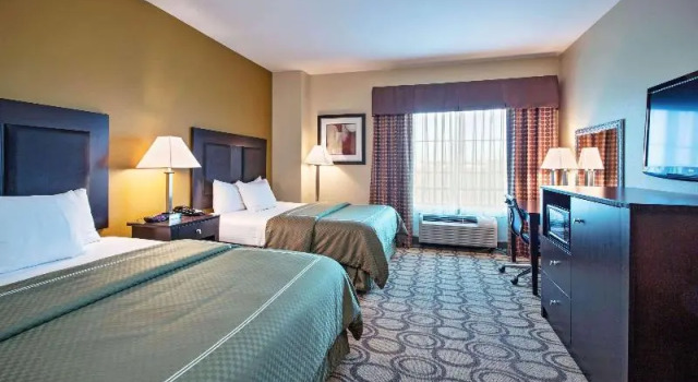 Четырёхместный номер Standard Comfort Inn & Suites New Iberia - Avery Island
