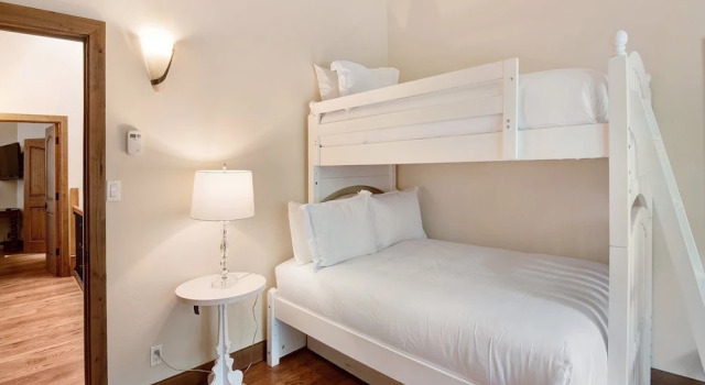Коттедж Golf Terrace Townhome 25