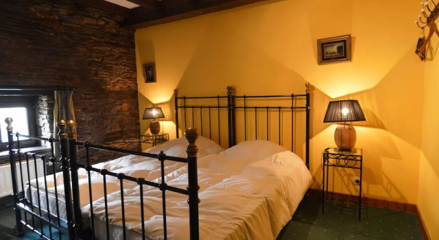Luxurious Relaxation House in the Center of SPA with Large Garden, Indoor Pool, Забронировать Курортный отель Спа Pays des Sources, рядом с Оздоровительный и спа-центр Thermes de Spa