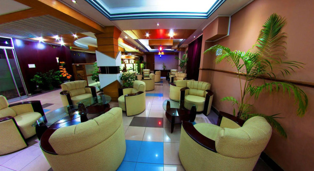 Hotel Tropical Daisy