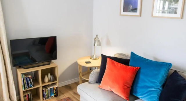 Shaftesbury Modern Annexe