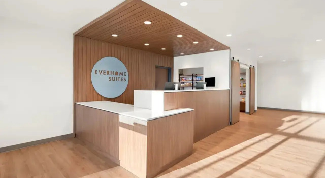 Everhome Suites Portsmouth - Newington by Choice Hotels