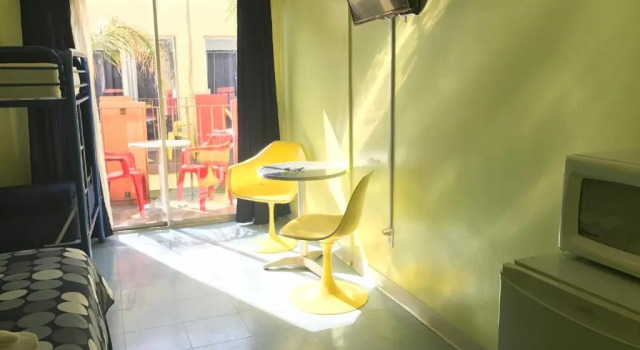 Номер Standard Banana Bungalow West Hollywood Hotel & Hostel