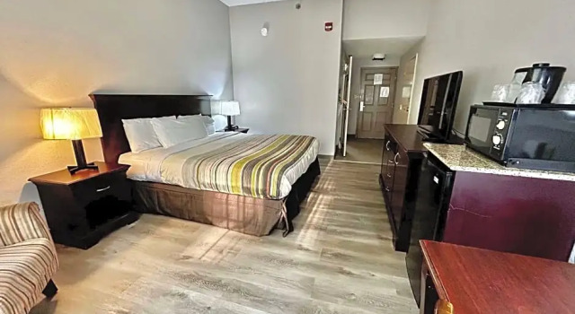 Номер Standard Country Inn & Suites by Radisson, Columbus, GA