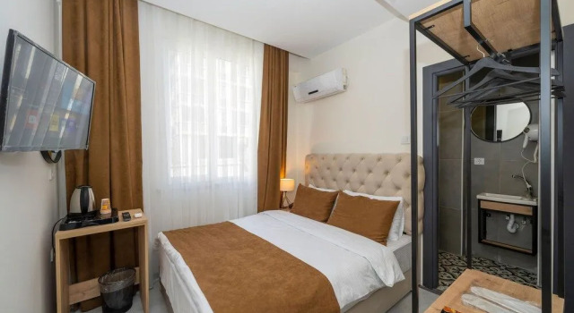 Glori̇a Ai̇rport Hotel, Varaa Hotelli Hotellit Marmara-alue pysäköinnillä, Pysäköinti
