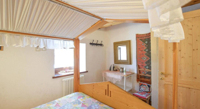 Awesome Home in Castello Tesino With 4 Bedrooms and Wifi, Book Hotel Castello Tesino 