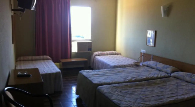 Четырёхместный номер Standard Hotel Porto