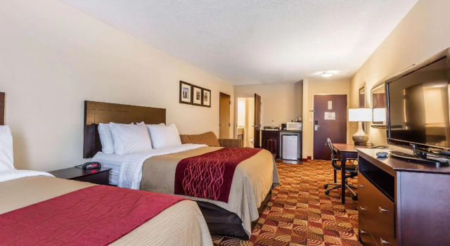 Четырёхместный люкс Comfort Inn & Suites Jasper Hwy 78 West