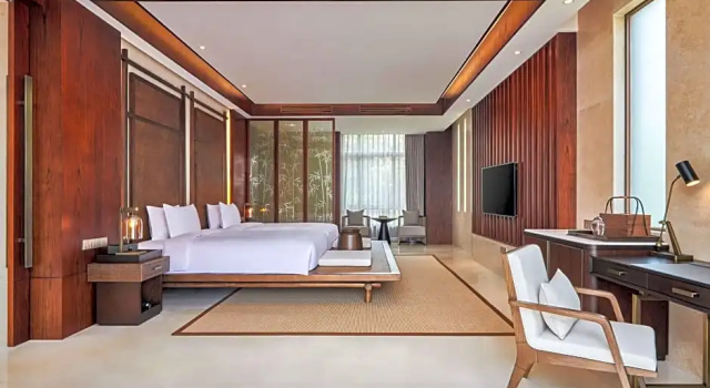 Номер Deluxe Lushan West Sea Resort, Curio Collection by Hilton