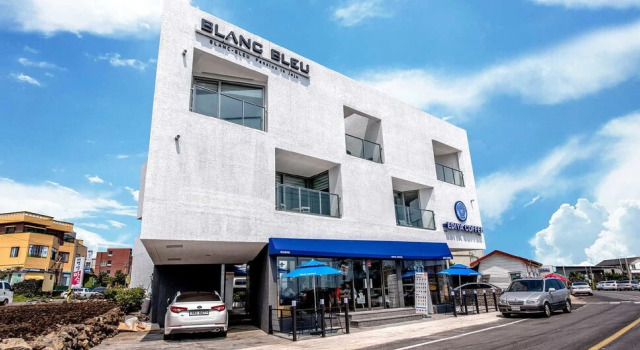 Blanc Bleu Pension, Забронировать Гостевой дом Namwon Согвипхо