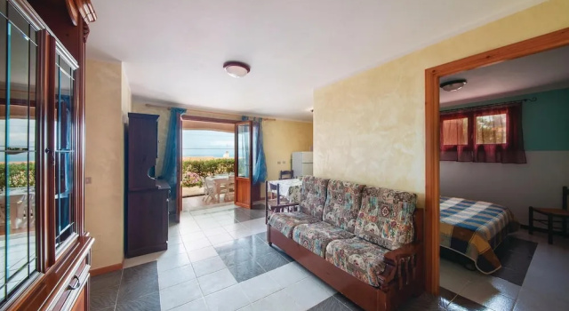 Amazing Apartment in Porto Alabe With 2 Bedrooms and Wifi, Book Lejlighed Hoteller i Porto Alabe med parkering, Parkering