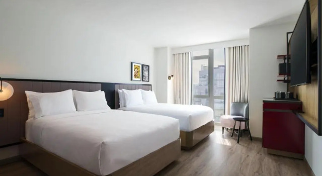 Четырёхместный номер Standard Renaissance New York Flushing Hotel at Tangram