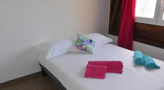 Maison Ste Anne/Marin Piscine personnelle vue sur mer, Book Hotel Hoteller i Le Marin med pool, Swimmingpool