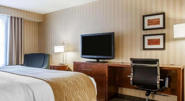 Люкс Comfort Inn & Suites Sturbridge-Brimfield