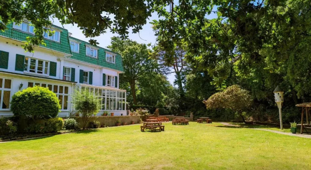 The Grove Hotel