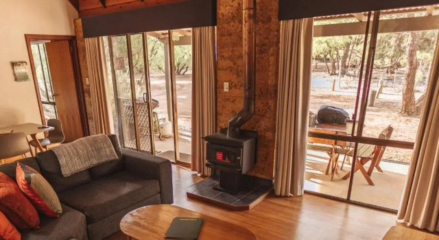 Коттедж Bussells Bushland Cottages