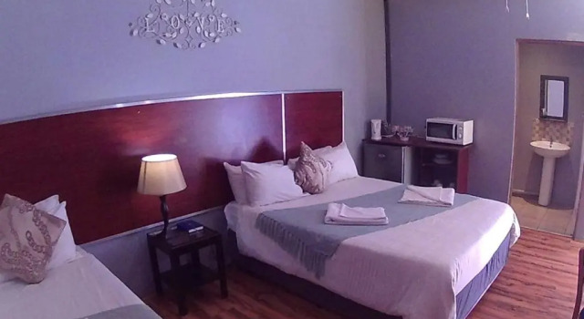 Номер Comfort 21 On Coetzee Guest House