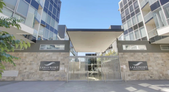 Accommodate Canberra - Lakefront