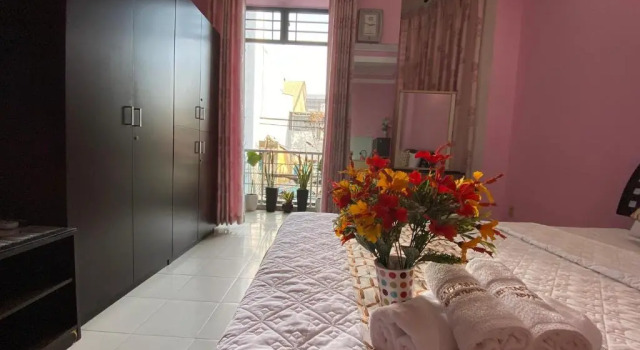 Nhat An Homestay, Забронировать Отель Район 11 