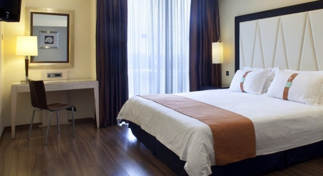Holiday Inn, Забронировать Отель Отели Никосии 4 звезды, рядом с Eleon Tennis Club, 4*