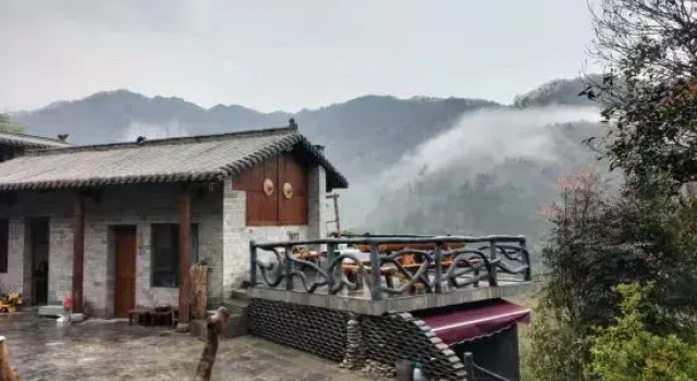 Wudangshan Taiziju Inn, Reservar Hotel Wudangshan 