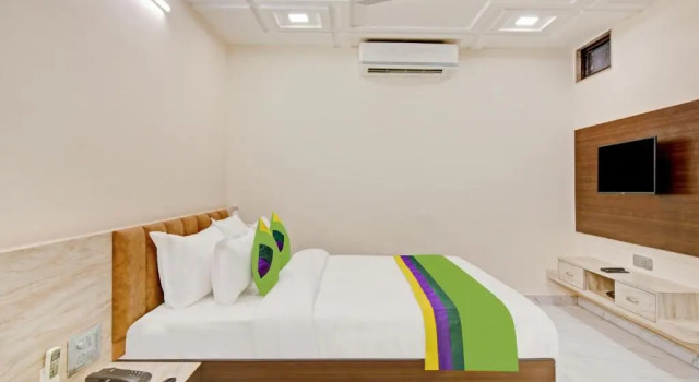 Номер Superior Treebo Paras Raj Near City Palace