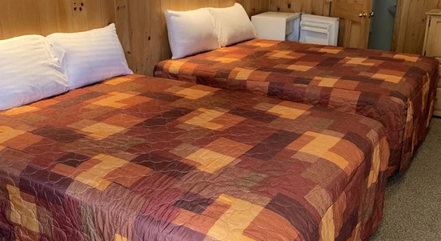 Whippoorwill Motel & Campsites, Buchen Sie Motel  