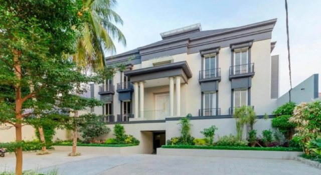 home 899 patal senayan, Book Hotel Jakarta Jakarta provinsen, nær fX Sudirman