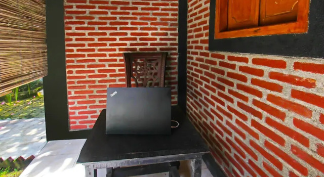 OYO 92308 Kos Duduk, Réserver Hôtel Kecamatan Kopang Indonésie