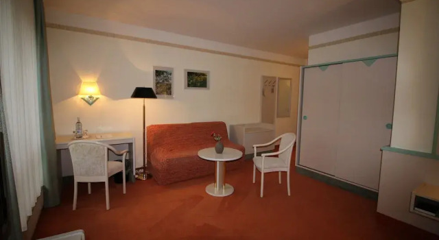 Студия Hotel Reke