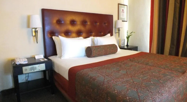 Classic Kolmen hengen huone Prima Kings Hotel