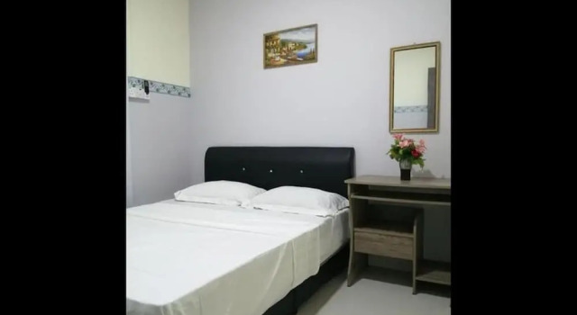 Beautiful Double Room With Ac in Kuching Center, Buchen Sie Pension Kuching 
