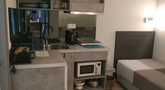 Люкс c 1 комнатой с балконом и с видом на город LOC HOSPITALITY Urban Suites