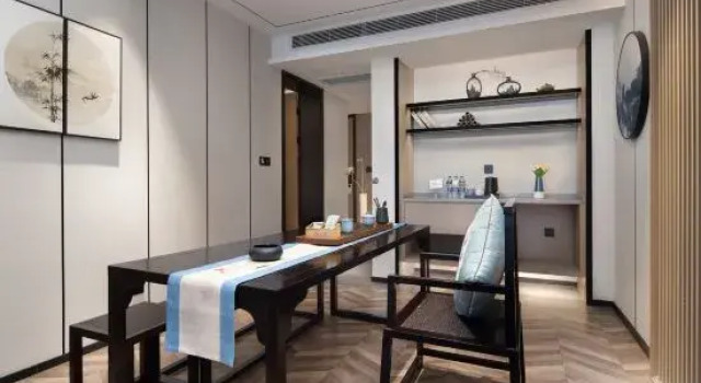 Люкс Mr. Whale Hotel
