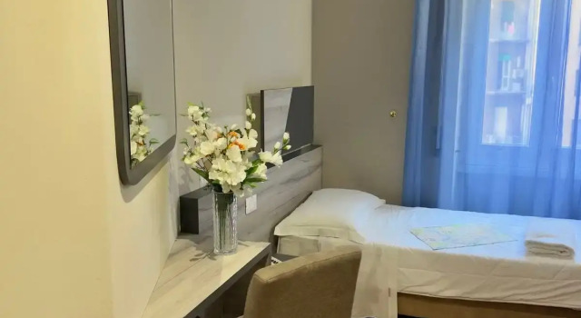 Standard Einzel Zimmer Hotel Laura
