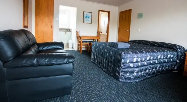 Студия Executive Charles Court Motel