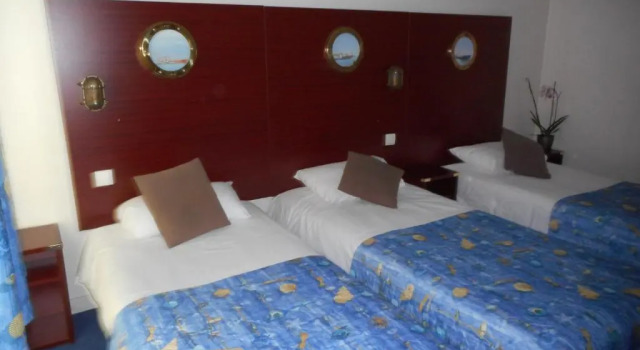 Семейный номер Standard Hôtel Les Gens de Mer La Rochelle