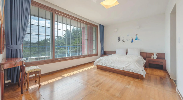 Люкс Royal Ganghwado Happyvilly Pension