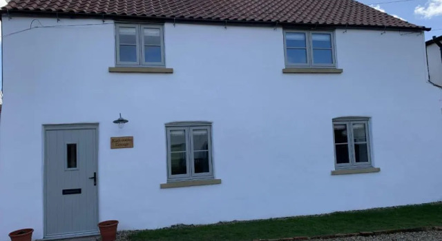 Blacksmiths Cottages, Varaa Lomakoti Mökit kohteessa Merseyside, Mökki