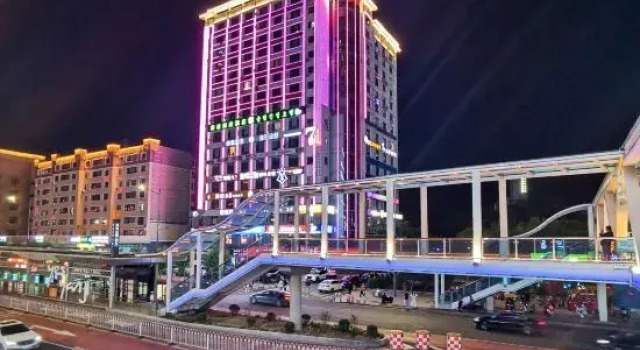 Chengxin · Meiyan Intelligent Homestay (Yanji Yanbian University Online Red Wall Store), Prenota Hotel Hotel a Yanbian con parcheggio, Parcheggio