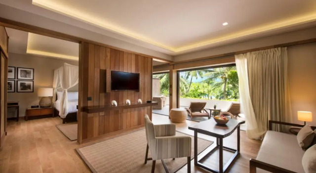 Двухместный люкс с видом на залив Conrad Bora Bora Nui