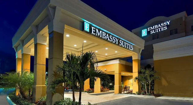 Номер Standard Embassy Suites by Hilton Tampa Brandon