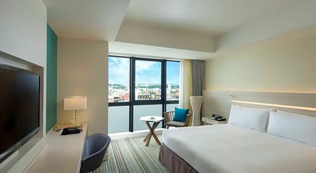 Двухместный номер с видом на город Hilton Okinawa Chatan Resort