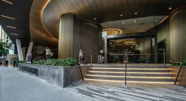 Luxury 1 Bedroom Retreat in Brisbane City With Pool and gym, Забронировать Отель Брисбен Brisbane Region, рядом с Паромный терминал South Bank