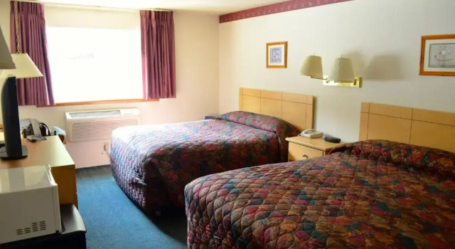 Четырёхместный номер Standard Bellingham Lodge