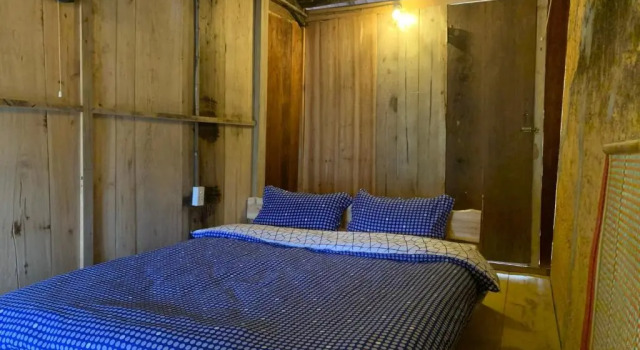 Mun Homestay, Rezervați Hotel Hoteluri în Ha Giang cu parcare, Parcare