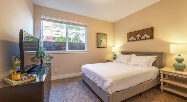 Hull Street Loft 2 Bedroom Townhouse by RedAwning, Reserva ahora Casa o chalet Hood River Columbia River Gorge